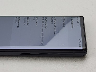 LG WING 5G (LM-F100VM) 256GB (AT&T) - *DISPLAY SPOTS* - Clean IMEI