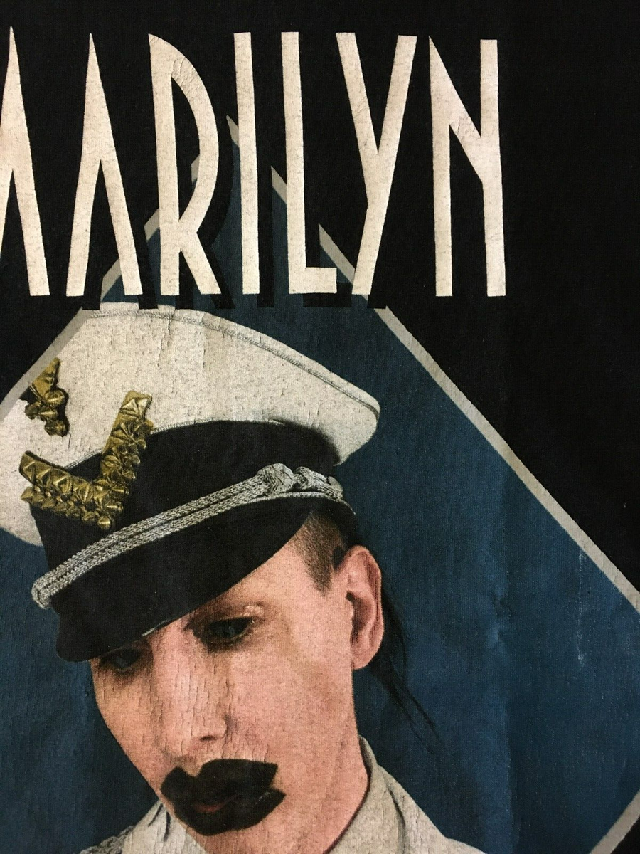 Men's Vintage (c) 2003 Marilyn Manson Grotesk Burlesk tour Men's Vintage (c) 2003 Marilyn Manson Grotesk Burlesk tour