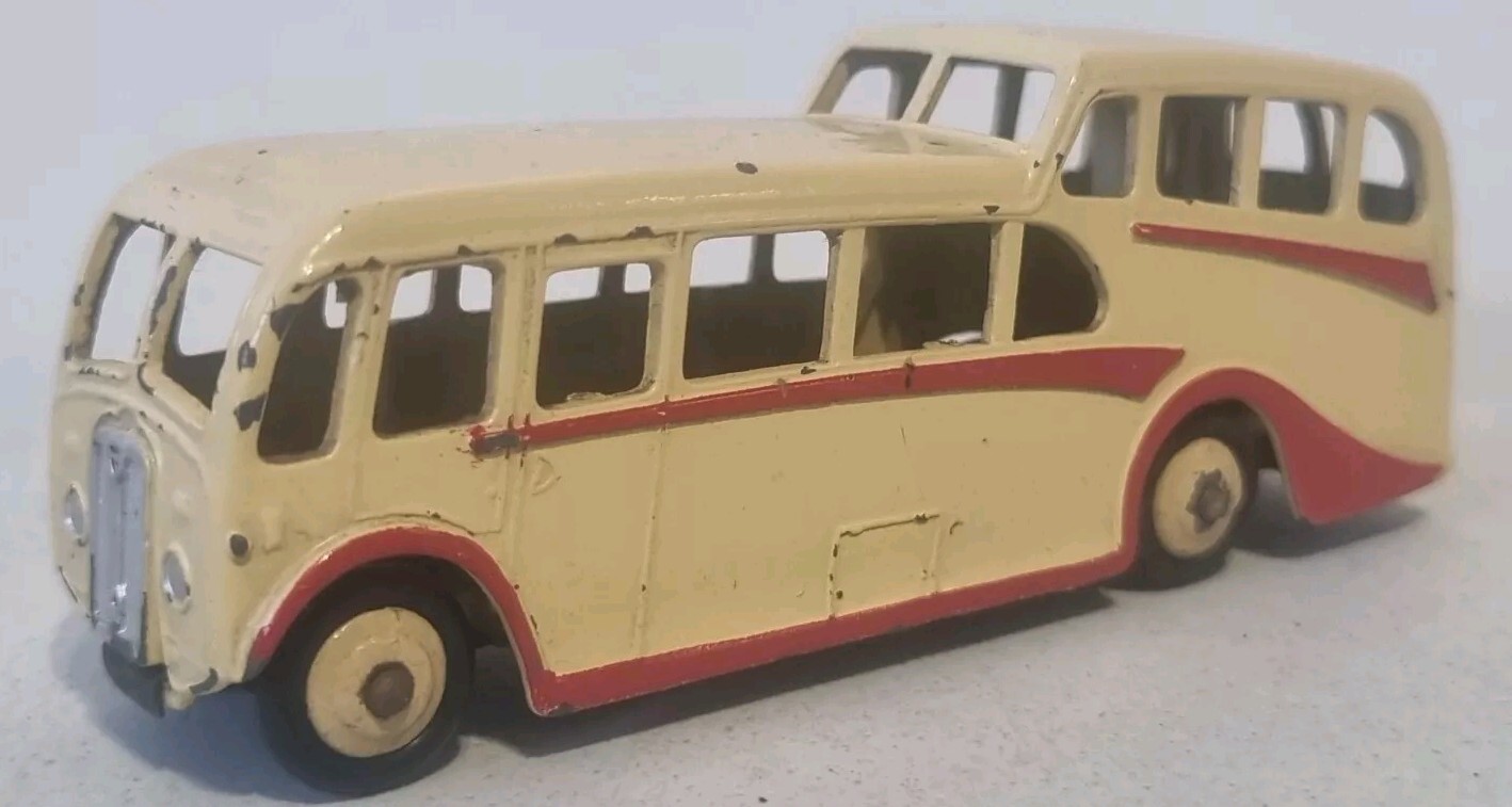 Dinky 280, Observation Coach - Free Price Guide & Review