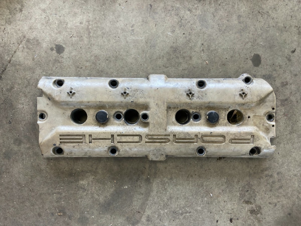 Porsche 944 S Valve Cover 928 104 461 07 | 47103475 | OE