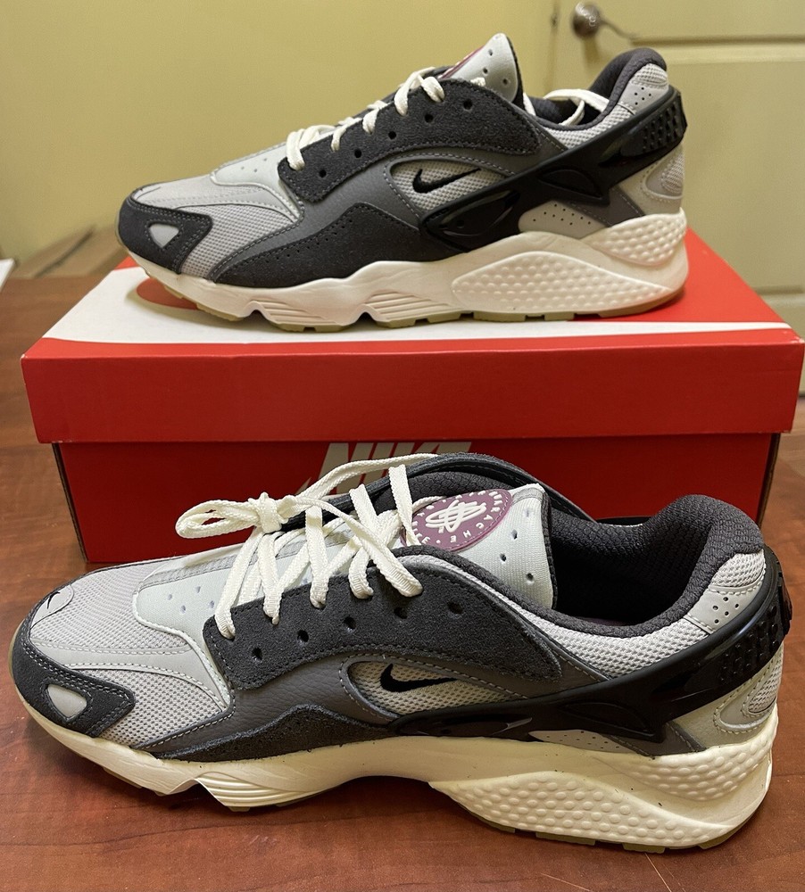 Nike Air Huarache Runner Size 8.5 Men’s FJ0709-001 NIB