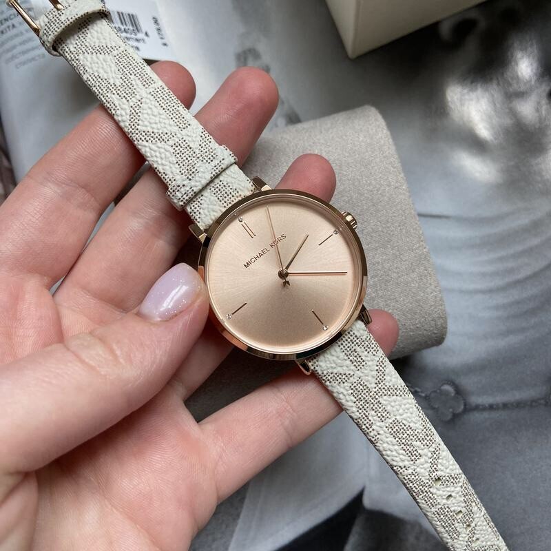Michael Kors Women's Jayne Three-Hand Vanilla Strap Rose Gold Dial