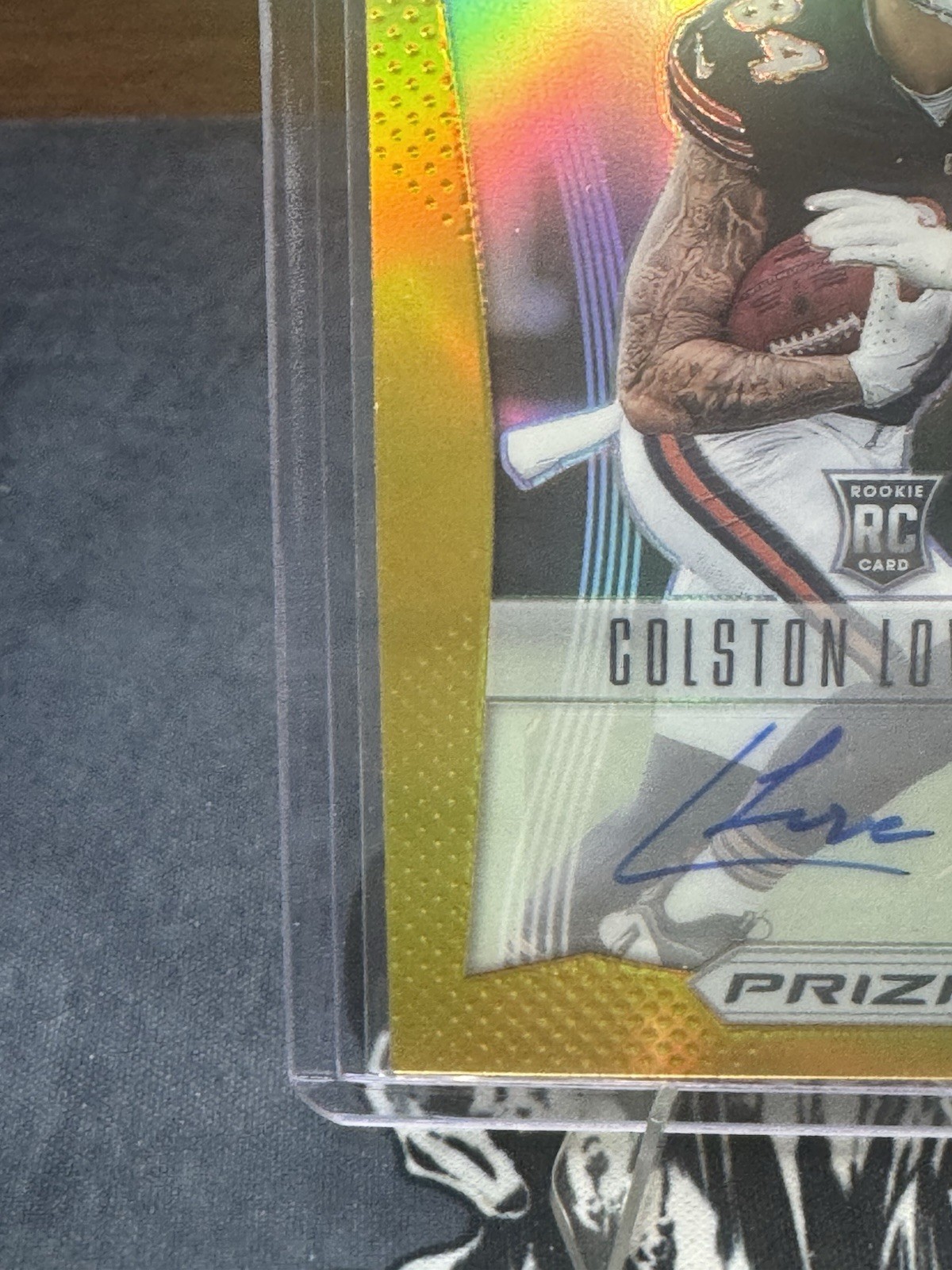 Colston Loveland 2025 Panini Prizm Football Gold Auto 01/10 view 4