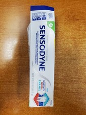 Sensodyne Toothpaste Sensitivity Gum/Enamel Mint 3.4oz DAMG BOX Exp. 2/28/27 E8B