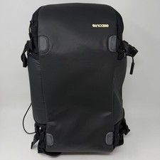 Incase DSLR Sling Pack Camera Bag Durable Bac...