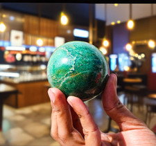 Zielona kryształowa kula kyanitu - 65mm kamień wyrównawczy aury, uzdrawianie energią umysłu