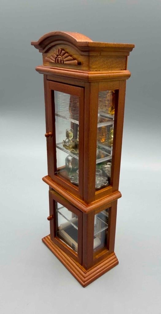 MINIATURE DOLLHOUSE 1:12 REUTTER GENTLEMAN'S LIQUOR CABINET - 1.714/3