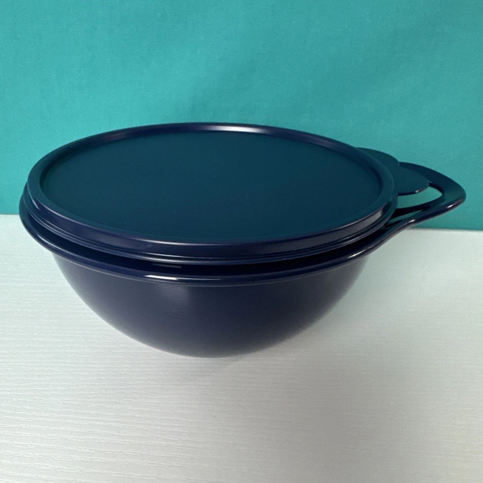 Tupperware Thatsa Bowl Mini 6 Cup Mixing Container Dark Blue Matching Seal New !