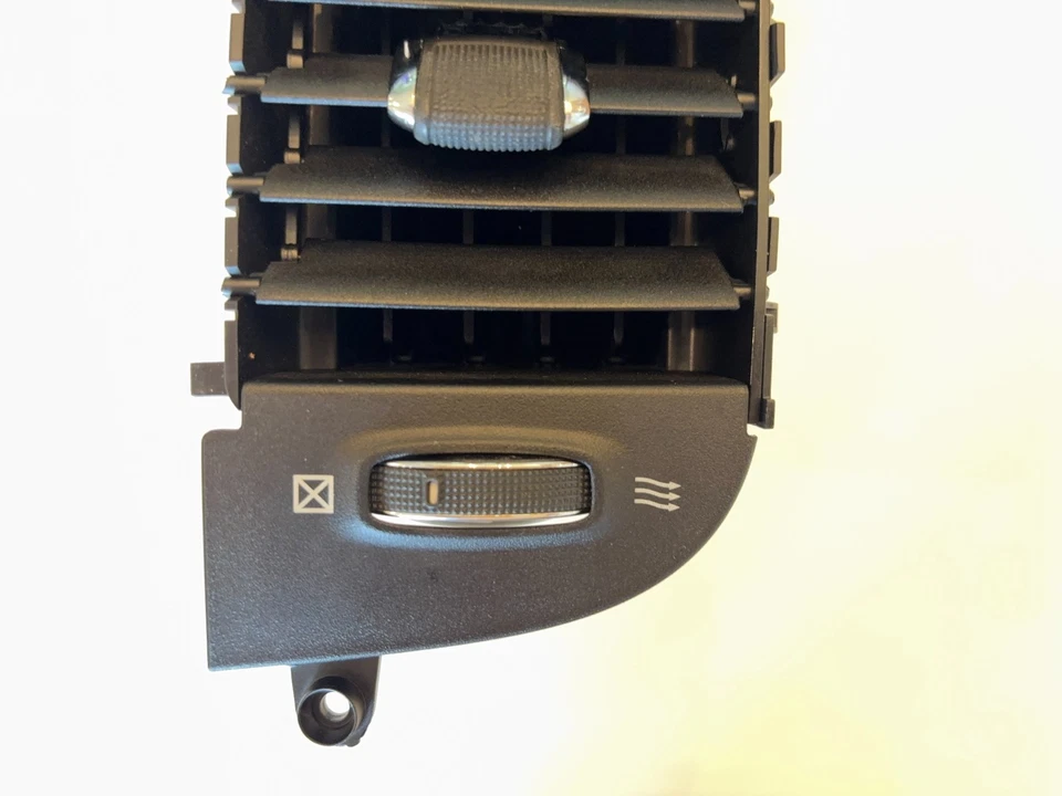 Passenger Side Radio Vent 2013-2018 Dodge Ram 1500 2500 3500 2019+ 1500 Classic - Image 3 of 4