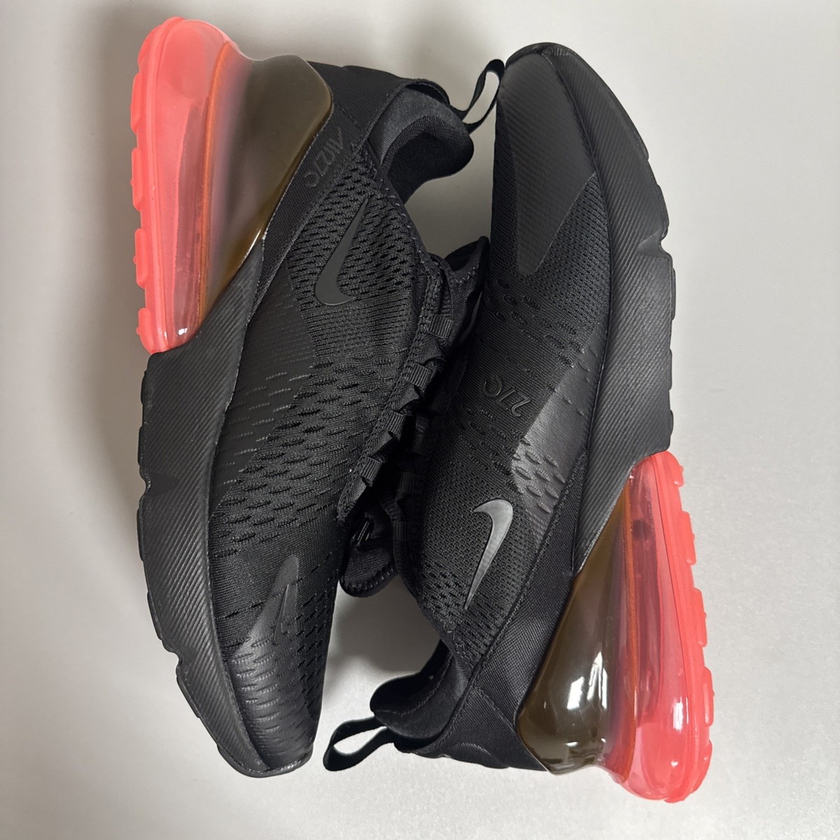 Nike Air Max 270 Black/ Hot Punch AH8050-010 Men's Size