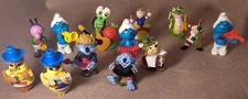 Vintage Toys Musicians  with musical instruments KINDER SURPRISE