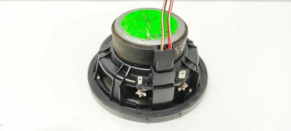 Altavoz puerta delantera Volkswagen Golf III 1994 gasolina/autogas UST43598 Foto 2 de 4