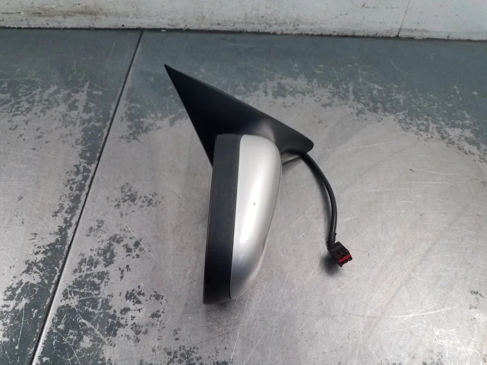 2004 年大侯爵/皇冠维克维多利亚右乘客侧镜 #3420 E1 — 第 2/4 张图片