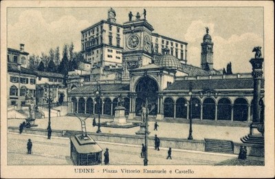 Künstler Ak Udine Friuli Venezia Giulia, Piazza Vittorio Emanuele... - 10142298