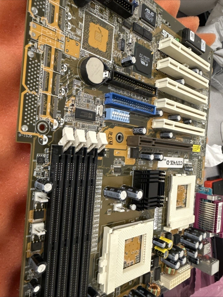 Placa madre ASUS CUV4X-D Dual Intel Socket 370 - placa desnuda Foto 4 de 4