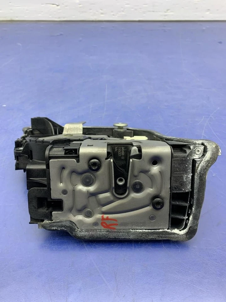 2019-2023 BMW X5 G05 RIGHT FRONT DOOR LOCK W/ CONNECTOR WIRE 51219464890 - Image 4 of 4