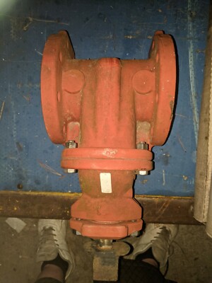 MUELLER  FIRE MAIN GATE VALVE - 082451   2361C515