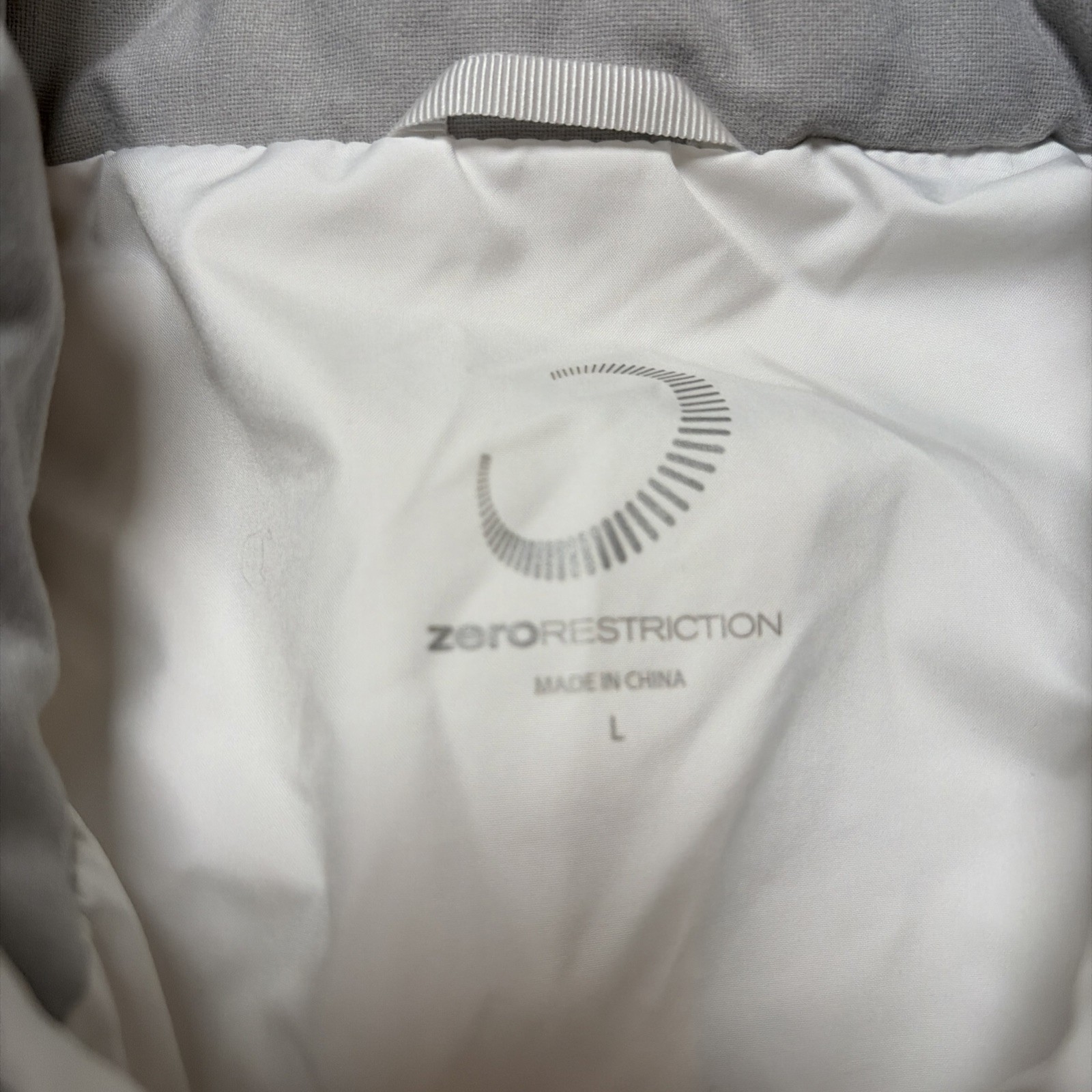 Zero Restriction Goose Down Full Zip Quilted Jack… - image 2