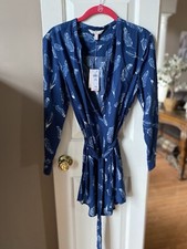 Banana Republic Dress Size 6P Short with Tie Belt NWT
