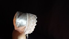 Baby Girls Ivory Embroidered Lace Satin Christening Baptism Bonnet Size 0-24 M