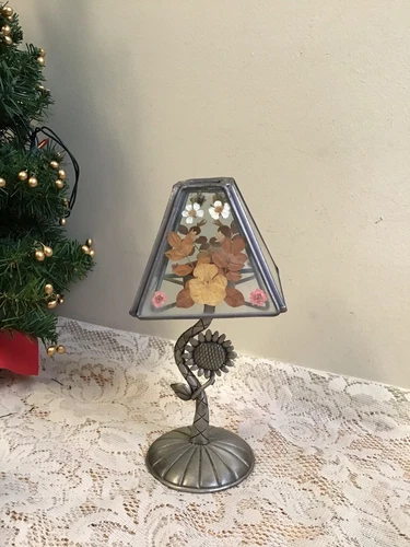 Tea Light Lamp With Glass Shade & Pressed Flowers - Candle Holder - Home Decor