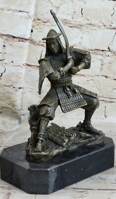 Statuette Samouraï PARASTONE - Aspect Bronze - Résine - Neuf - Décoration Adulte