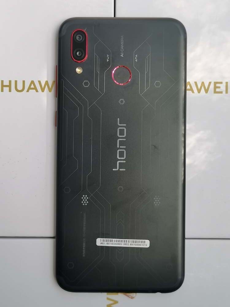 Unlocked - Honor Play (COR-L29) 64GB Android 16MP Google Global 6.3