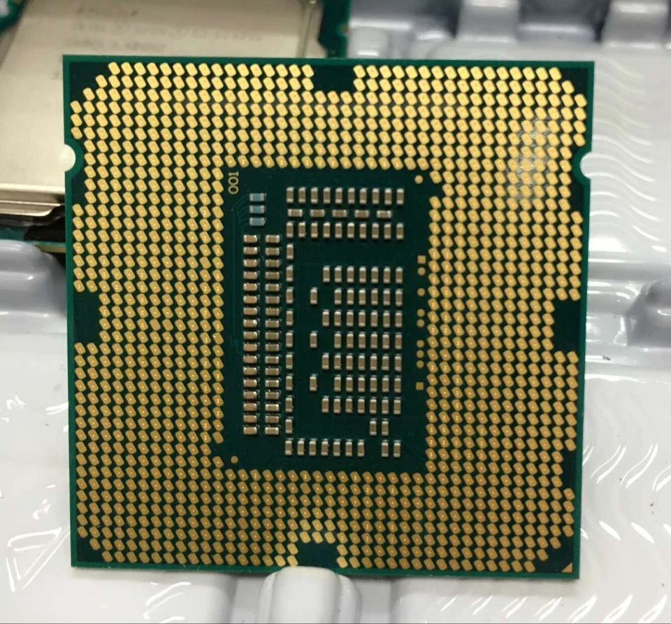 Intel Xeon E3-1270 V2 3.5 GHz Quad-Core SR0P6 8M 5 GT/s LGA 1155 CPU Processor - Image 4 of 4