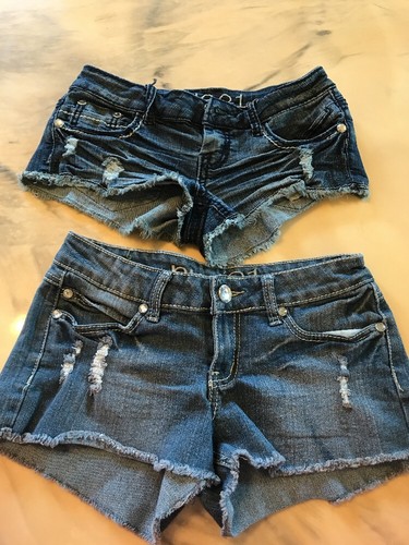 rue 21 jean shorts lot size 1/2 shorty shorts destroyed look