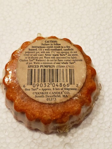 YANKEE CANDLE***SPICED PUMPKIN***(2) Tarts WAX MELTS~~0.8 oz/22 g~~NEW~~SEALED - Picture 2 of 2