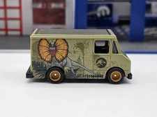HOT WHEELS LOOSE 2022 POP CULTURE SERIES JURASSIC WORLD COMBAT MEDIC RR'S!!