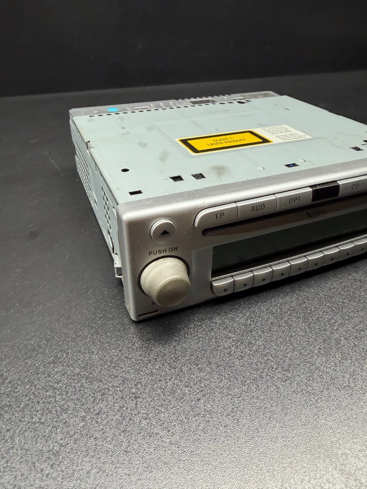 04-08 CHRYSLER CROSSFIRE RADIO ESTÉREO FM AM REPRODUCTOR DE CD RECEPTOR ID 1938200486 OEM Foto 2 de 4