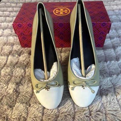 Tory Burch Cap-Toe Ballet in Olive & A Pop Of Off White  Sz 9.5. New