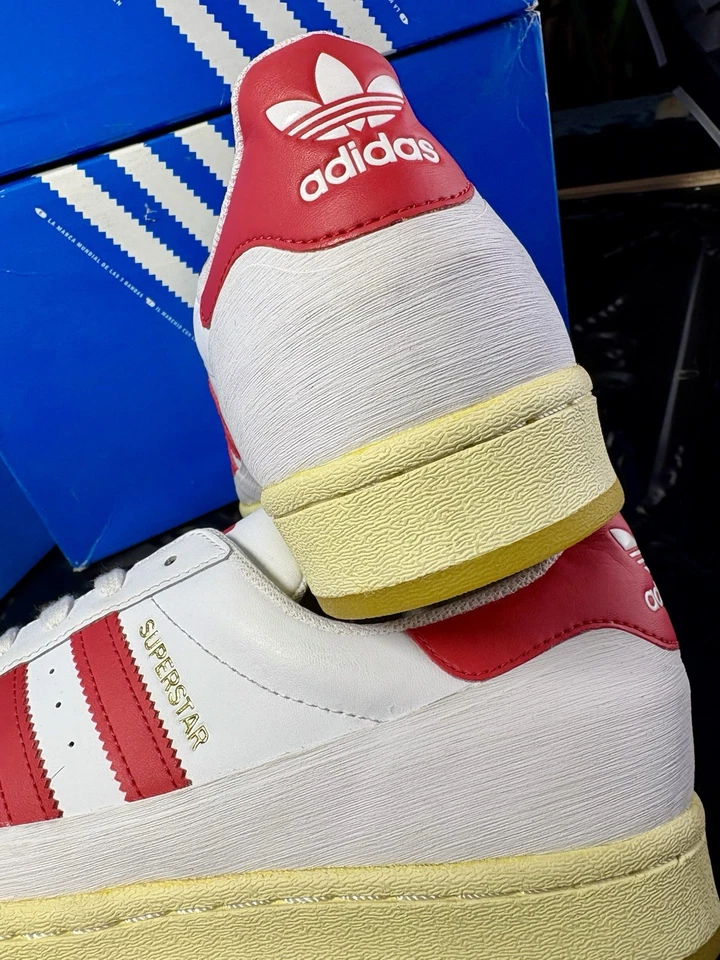 Exclusivas muestras de fábrica Adidas Superstar hermosas elegantes rayas rojas talla 9 Foto 2 de 4