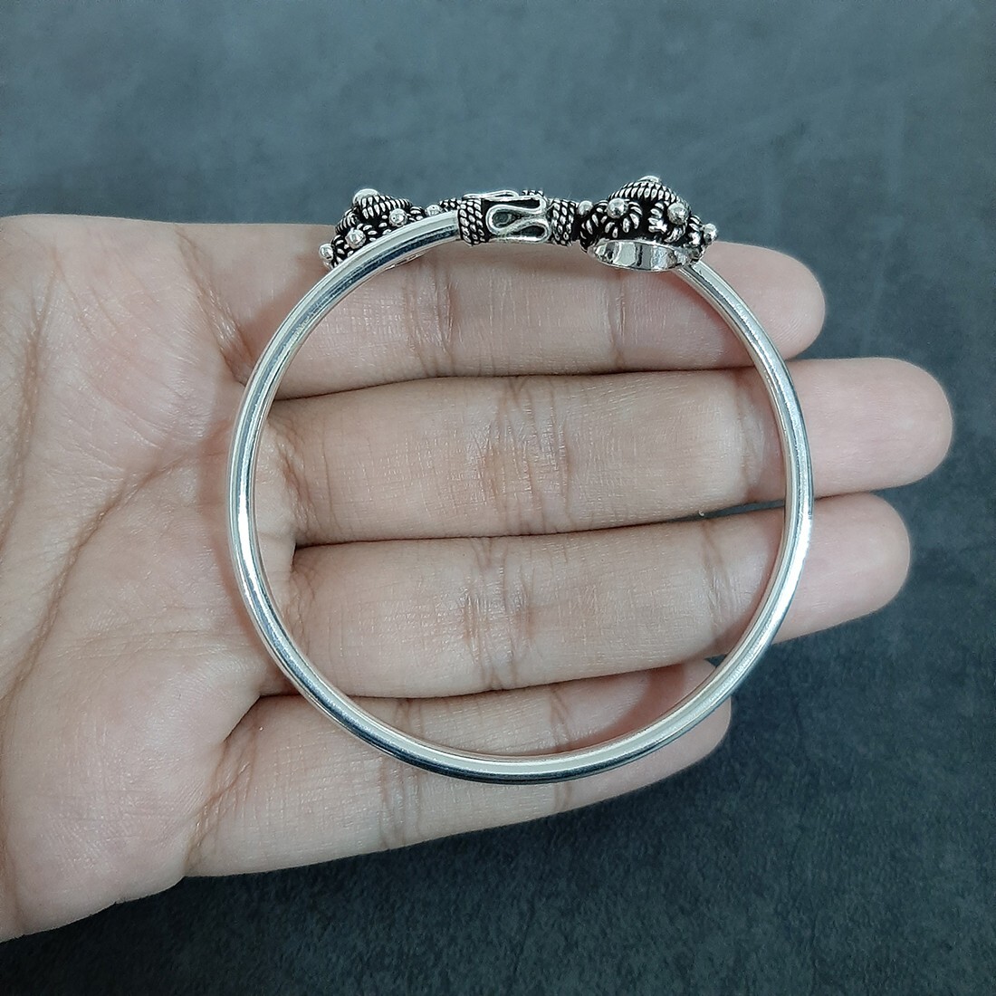925 Sterling Silver Vintage Bali Design Overlap Tube Bangle 925 Sterling Silver Vintage Bali Design Overlap Tube Bangle