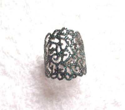 Sterling Silver Shimmering Blue Diamonds Lacey Tattoo Ring