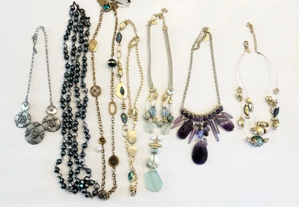 ( 7 ) CHICOS NECKLACES - BEADS & STONES