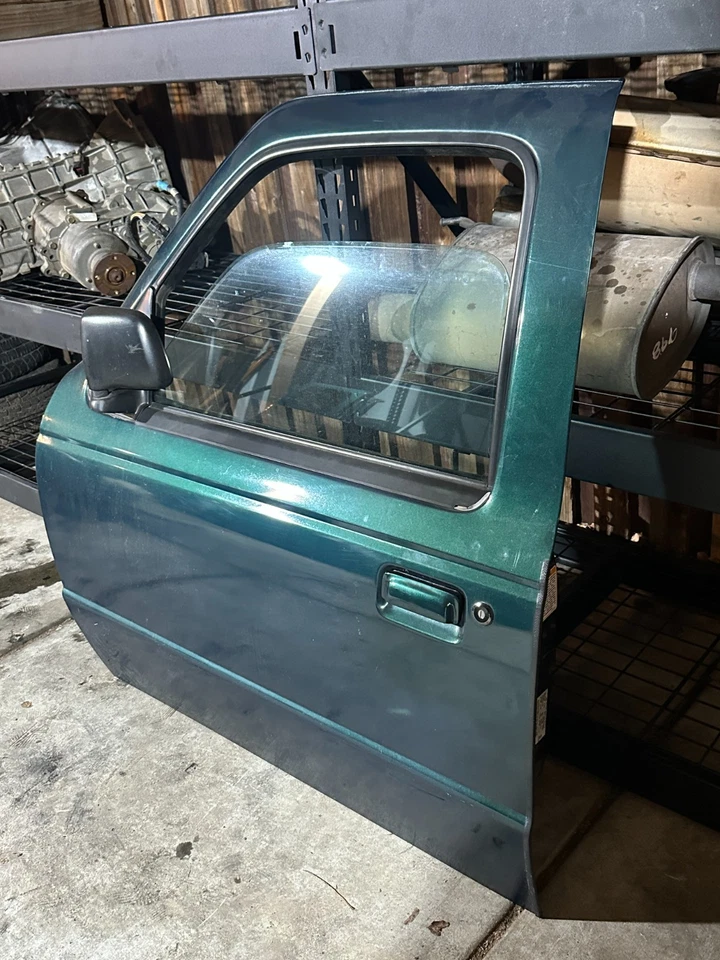 Левая передняя дверь в сборе 1993 - 2002 Ford Ranger оригинальная зеленая SU - Изображение 3 из 4