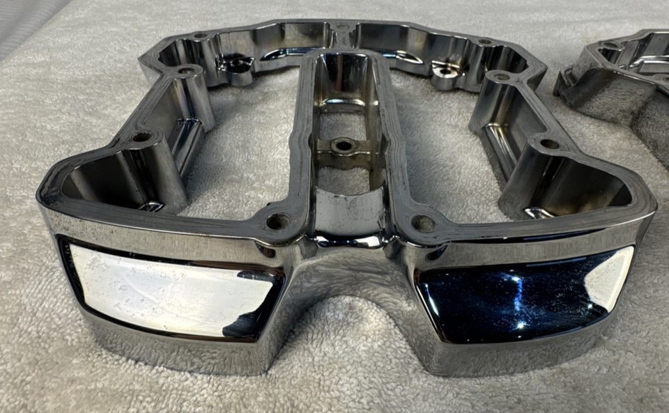 HARLEY DAVIDSON CHROME ROCKER BOX LOWERS 17-23 TOURING AND SOFTAIL ...
