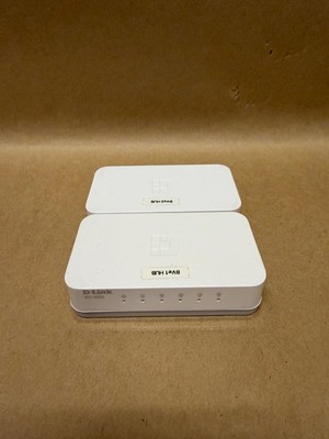 D-Link DES-1005A 5 Port Unmanaged Switch N-Way UTP Port - Lot of 2