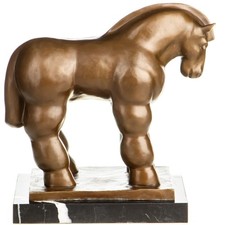 Bronze Skulptur  Pferd Art déco  auf schwarzem Marmor sockel  nach Botero