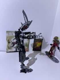 Lego BIONICLE  Toa Lhikan & Kikanalo Set 8811  Incomplete Set with manual