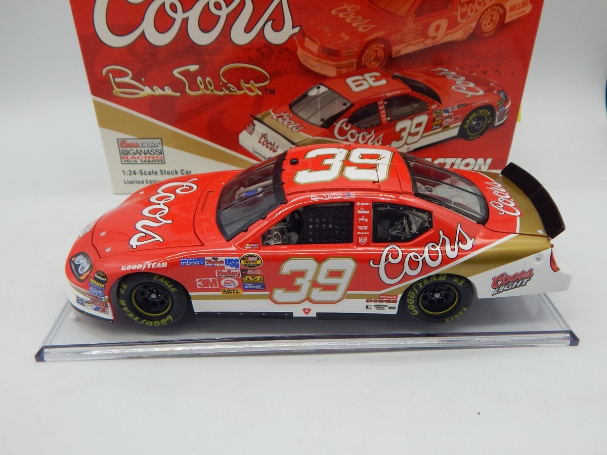 ナスカー　Bill Elliott 02ダッジ Review: 2002 Bill Elliott #9 Dodge Dealers Dodge Viper SRT