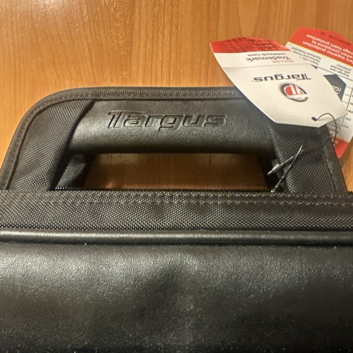 Targus Black 15.4" Trademark Toploading Roller Notebook Case Model TCR001US - Picture 4 of 11