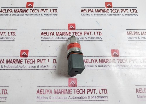 DANFOSS MBS 3000 Pressure Transmitter 060G1103 0-16 BAR 4-20mA - Picture 2 of 8