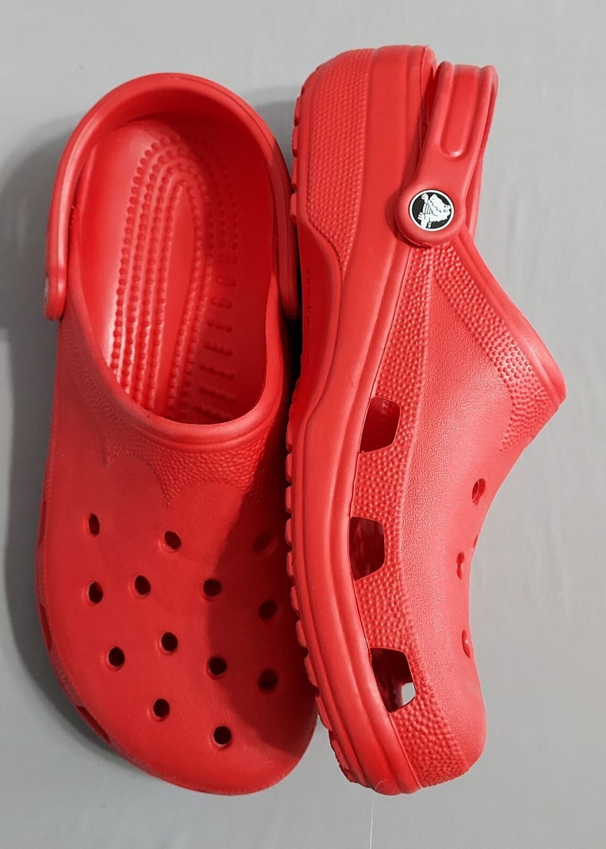 Crocs - red clogs slip-on waterproof sandals - XL ladies 12  display picture 1