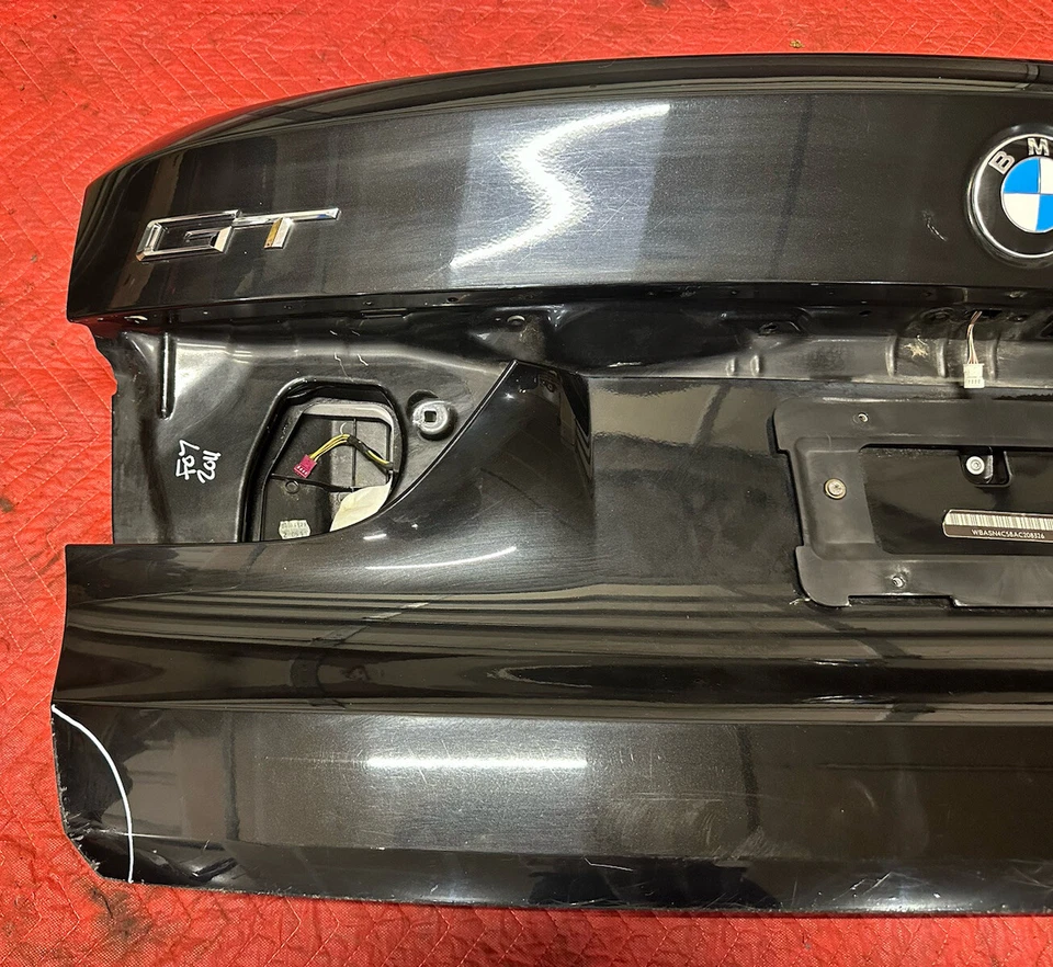 10-17 BMW F07 GT 5-SERIES REAR TRUNK LID LOWER TAILGATE OEM - Image 4 of 4