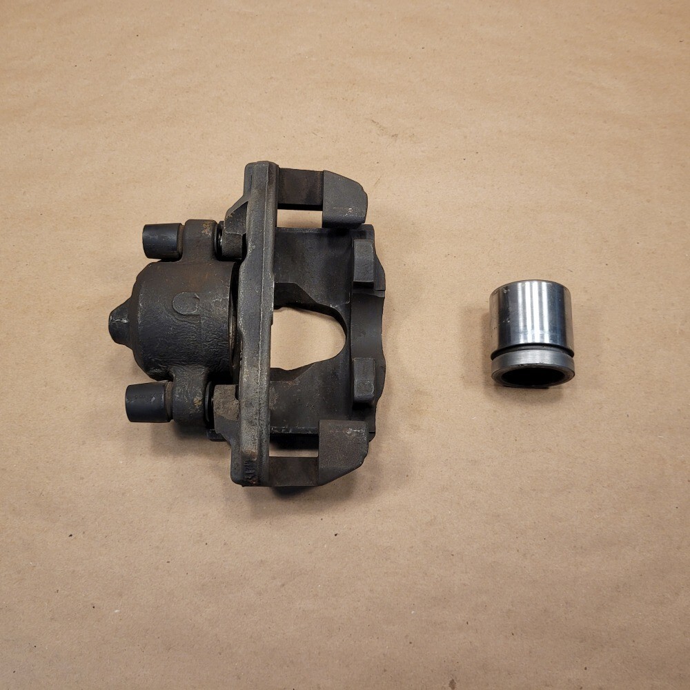 Ferrari 328 REAR+RIGHT Brake caliper