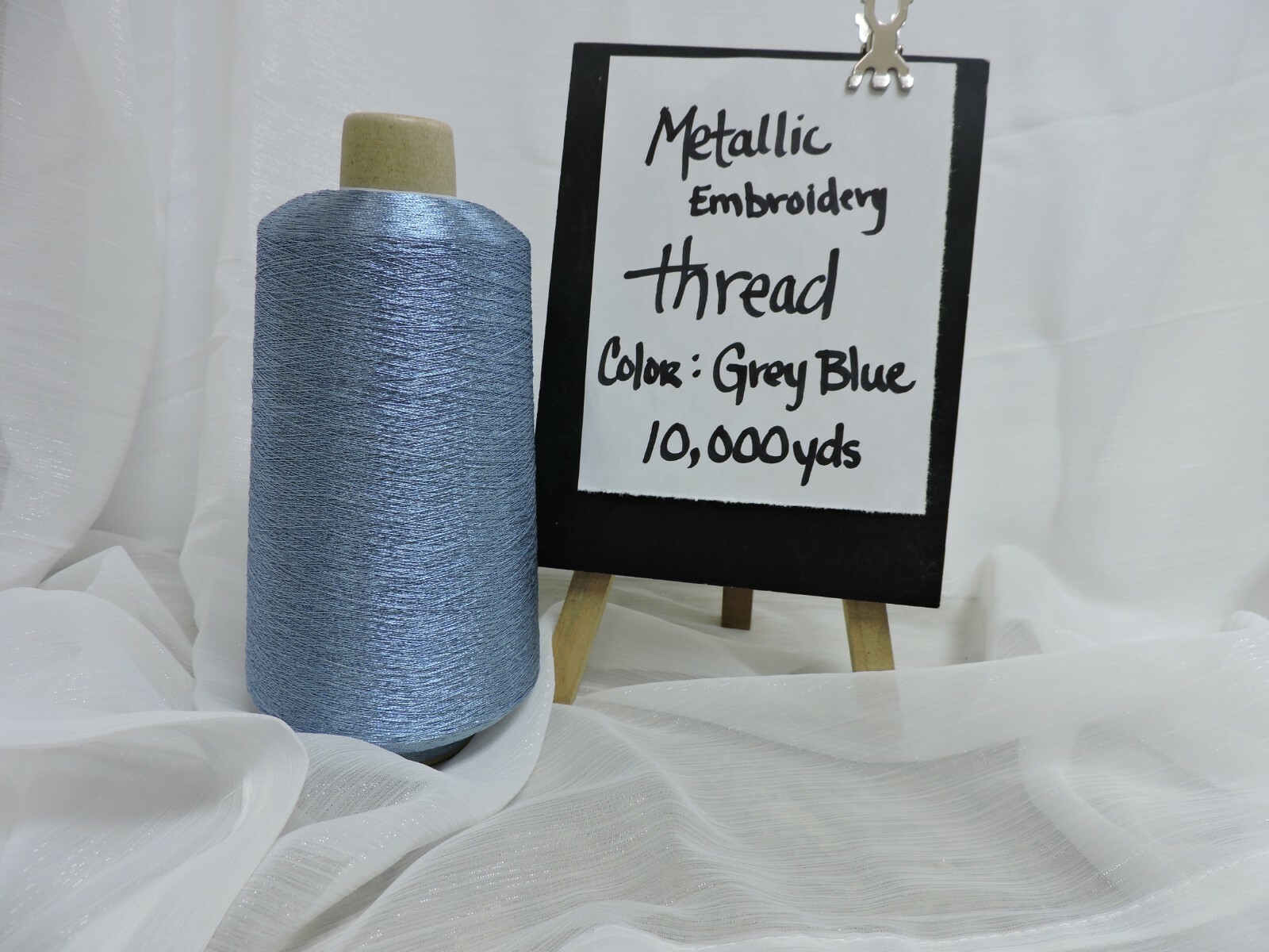 Thread 10,000 Yds. Color Blue Grey.