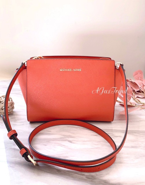 selma medium messenger bag